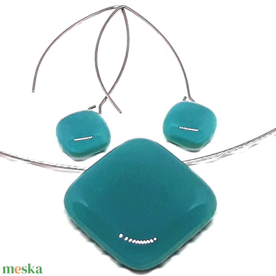 NEMESACÉL - Hamvas smaragd üveg rombusz medál és francia kapcsos fülbevaló, üvegékszer szett - ékszer - ékszerszett - Meska.hu