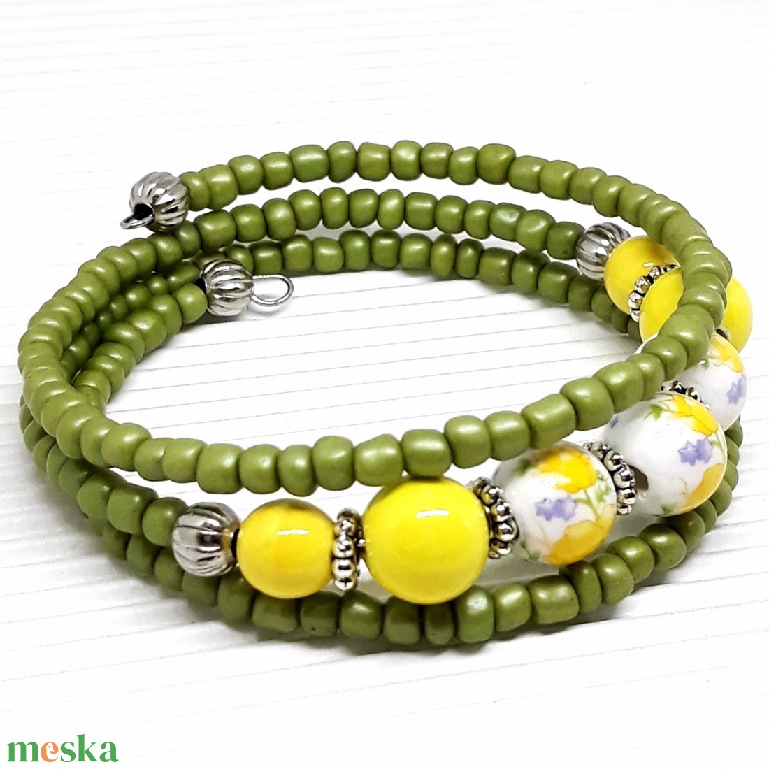 Tulipáncsokor porcelán/üveg gyöngy karkötő, gyöngyékszer - ékszer - karkötő - gyöngyös karkötő - Meska.hu