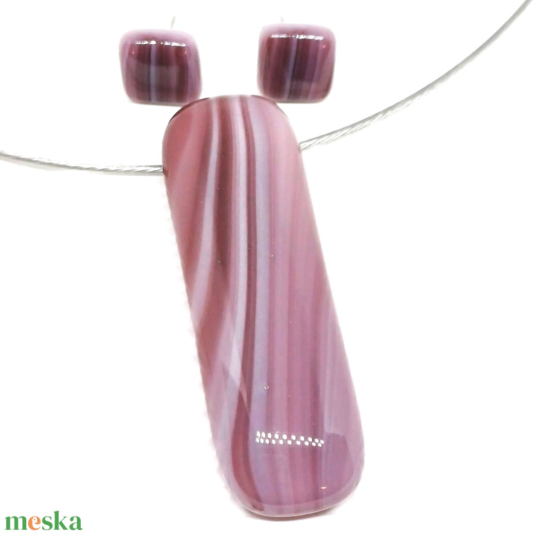 NEMESACÉL - Sápadt rózsaszín-mályva elegancia üveg medál és bedugós kocka fülbevaló, üvegékszer szett - ékszer - ékszerszett - Meska.hu NEMESACÉL - Sápadt rózsaszín-mályva elegancia üveg medál és bedugós kocka fülbevaló, üvegékszer szett - ékszer - ékszerszett - Meska.hu