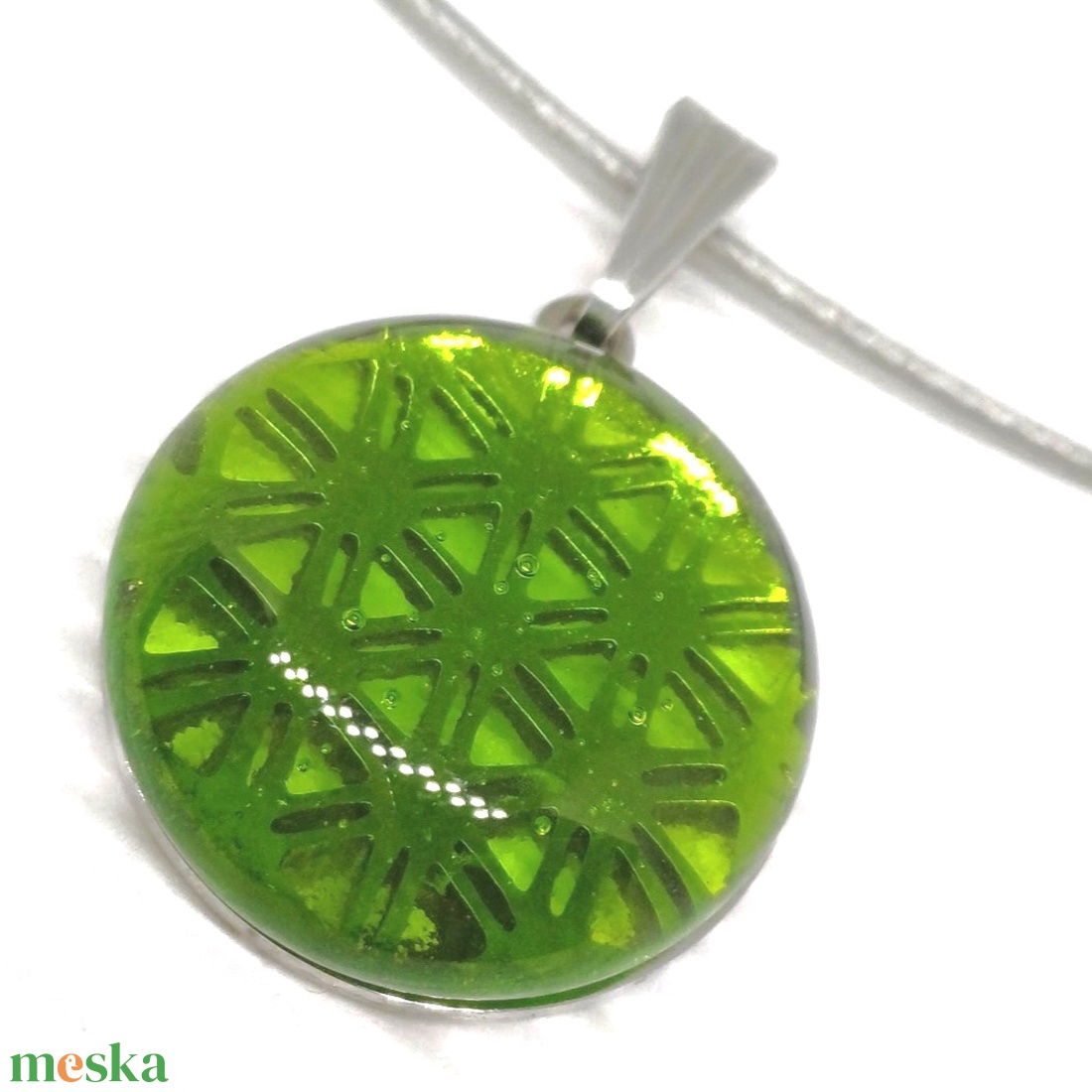 NEMESACÉL - Almazöld mandala-virág üveg medál, nyaklánc, üvegékszer - ékszer - nyaklánc - medálos nyaklánc - Meska.hu NEMESACÉL - Almazöld mandala-virág üveg medál, nyaklánc, üvegékszer - ékszer - nyaklánc - medálos nyaklánc - Meska.hu