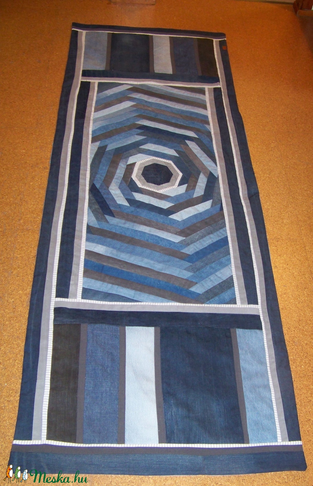 Jeans falvédő, farmer patchwork, nyolcszöges, új, egyedi, kézműves termék, bevezető áron - otthon & életmód - lakástextil - Meska.hu