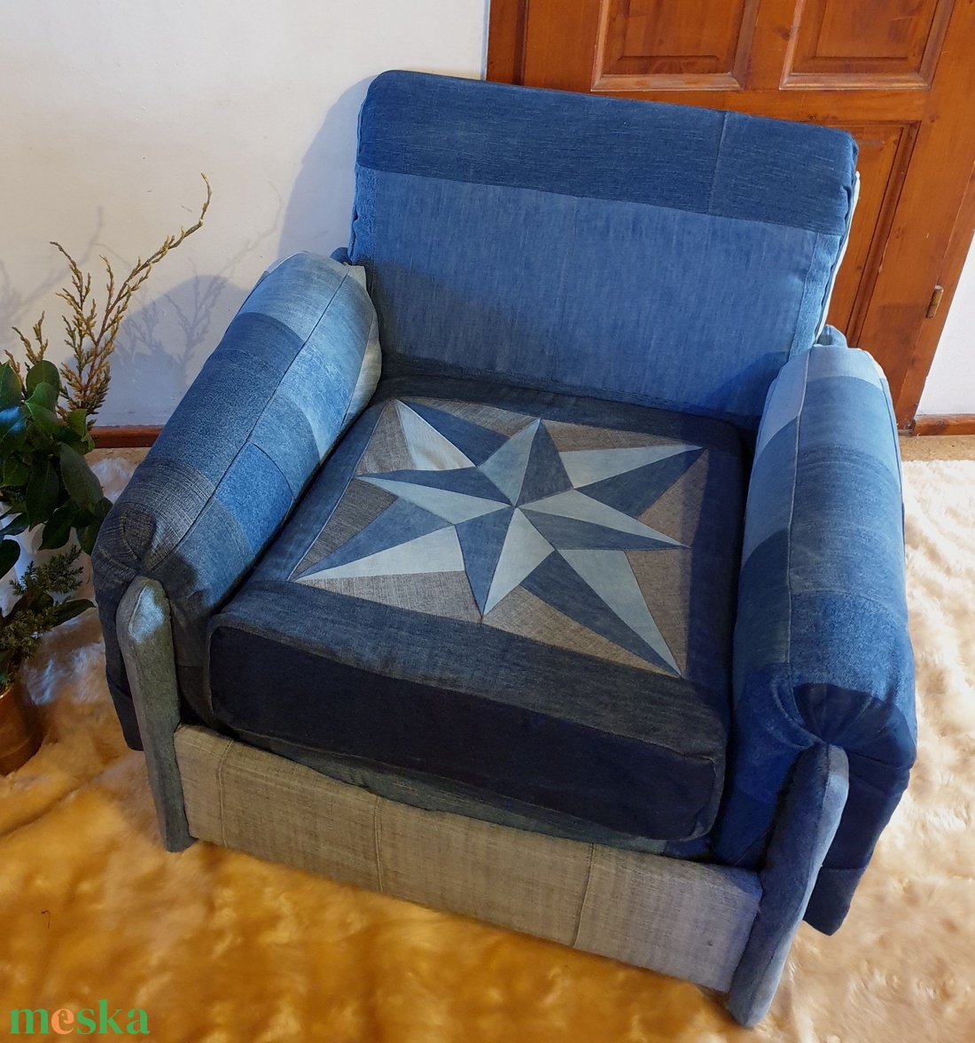 Fotel, farmer patchwork, retro, egyedileg felújított, ajándék nagy párnával, kézműves - otthon & életmód - bútor - szék & fotel - Meska.hu Fotel, farmer patchwork, retro, egyedileg felújított, ajándék nagy párnával, kézműves - otthon & életmód - bútor - szék & fotel - Meska.hu