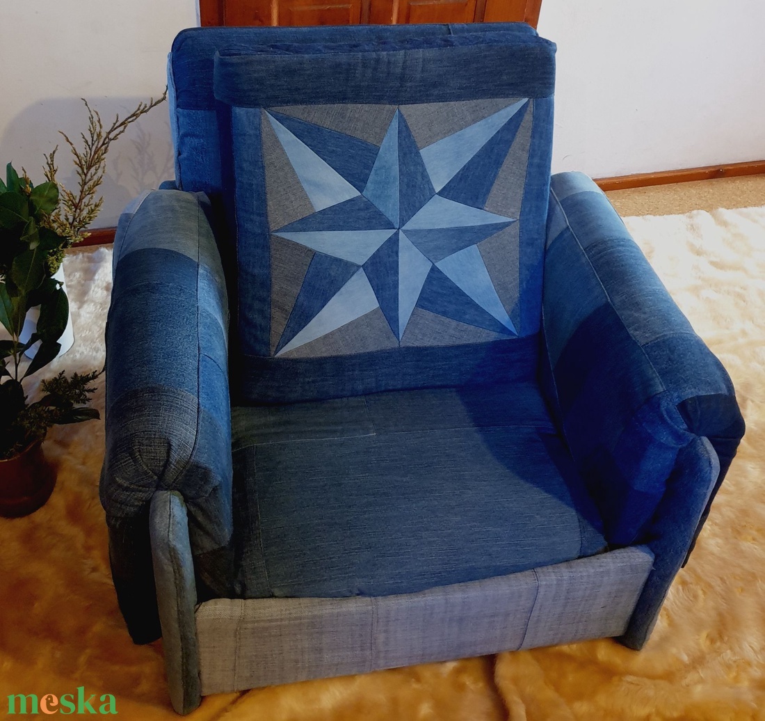 Fotel, farmer patchwork, retro, egyedileg felújított, ajándék nagy párnával, kézműves - otthon & életmód - bútor - szék & fotel - Meska.hu Fotel, farmer patchwork, retro, egyedileg felújított, ajándék nagy párnával, kézműves - otthon & életmód - bútor - szék & fotel - Meska.hu