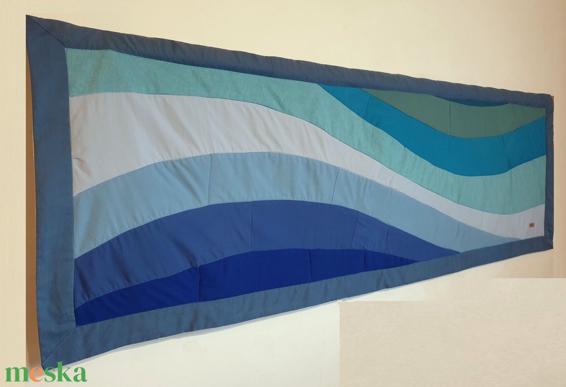 Óceán. Puha falvédő, falikép, íves patchwork, 200 cm. Új, egyedi, kézműves termék - otthon & életmód - babaszoba, gyerekszoba - falvédő gyerekszobába - Meska.hu Óceán. Puha falvédő, falikép, íves patchwork, 200 cm. Új, egyedi, kézműves termék - otthon & életmód - babaszoba, gyerekszoba - falvédő gyerekszobába - Meska.hu