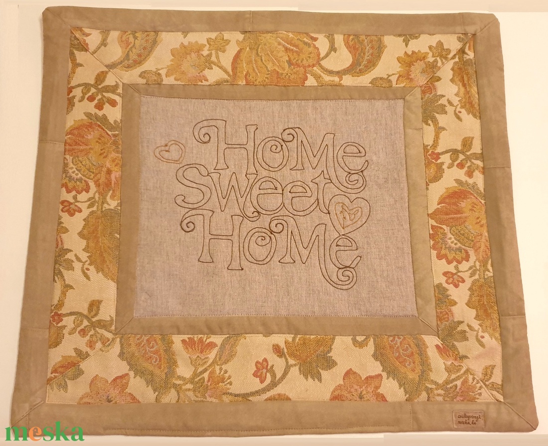 Édes otthon: puha falikép, textilkép, szabad gépi tűzéssel, mosható. 69x62 cm. Új, egyedi, kézműves termék - művészet - textilkép - egyéb - Meska.hu Édes otthon: puha falikép, textilkép, szabad gépi tűzéssel, mosható. 69x62 cm. Új, egyedi, kézműves termék - művészet - textilkép - egyéb - Meska.hu