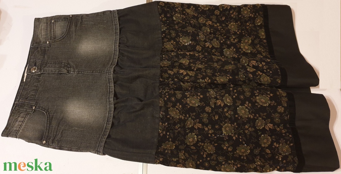 Farmer szoknya, puha, virágos bársonnyal. Új, egyedi tervezésű kézműves termék. Upcycling, NoWaste - ruha & divat - női ruha - szoknya - Meska.hu Farmer szoknya, puha, virágos bársonnyal. Új, egyedi tervezésű kézműves termék. Upcycling, NoWaste - ruha & divat - női ruha - szoknya - Meska.hu