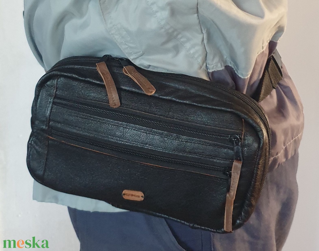 Kis hátizsák, crosstáska, övtáska, sling bag, férfiaknak. Valódi bőr, fekete és barna, vízzáró, tabletnek is. Új, egyedi - táska & tok - hátizsák - kishátizsák - Meska.hu Kis hátizsák, crosstáska, övtáska, sling bag, férfiaknak. Valódi bőr, fekete és barna, vízzáró, tabletnek is. Új, egyedi - táska & tok - hátizsák - kishátizsák - Meska.hu