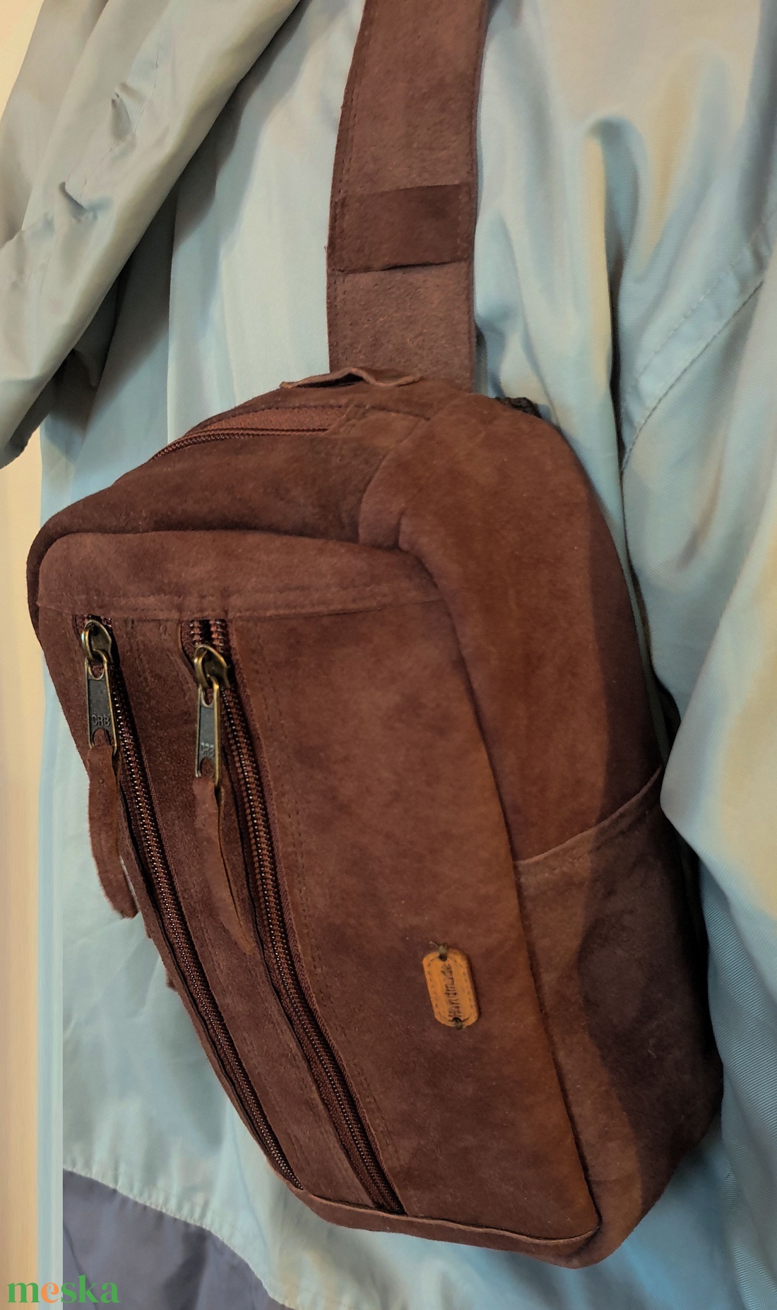 Kis hátizsák, crosstáska, sling bag, férfiaknak. Valódi bőr, barna, vízzáró, tabletnek is. Új, egyedi, kézműves termék - táska & tok - hátizsák - kishátizsák - Meska.hu Kis hátizsák, crosstáska, sling bag, férfiaknak. Valódi bőr, barna, vízzáró, tabletnek is. Új, egyedi, kézműves termék - táska & tok - hátizsák - kishátizsák - Meska.hu