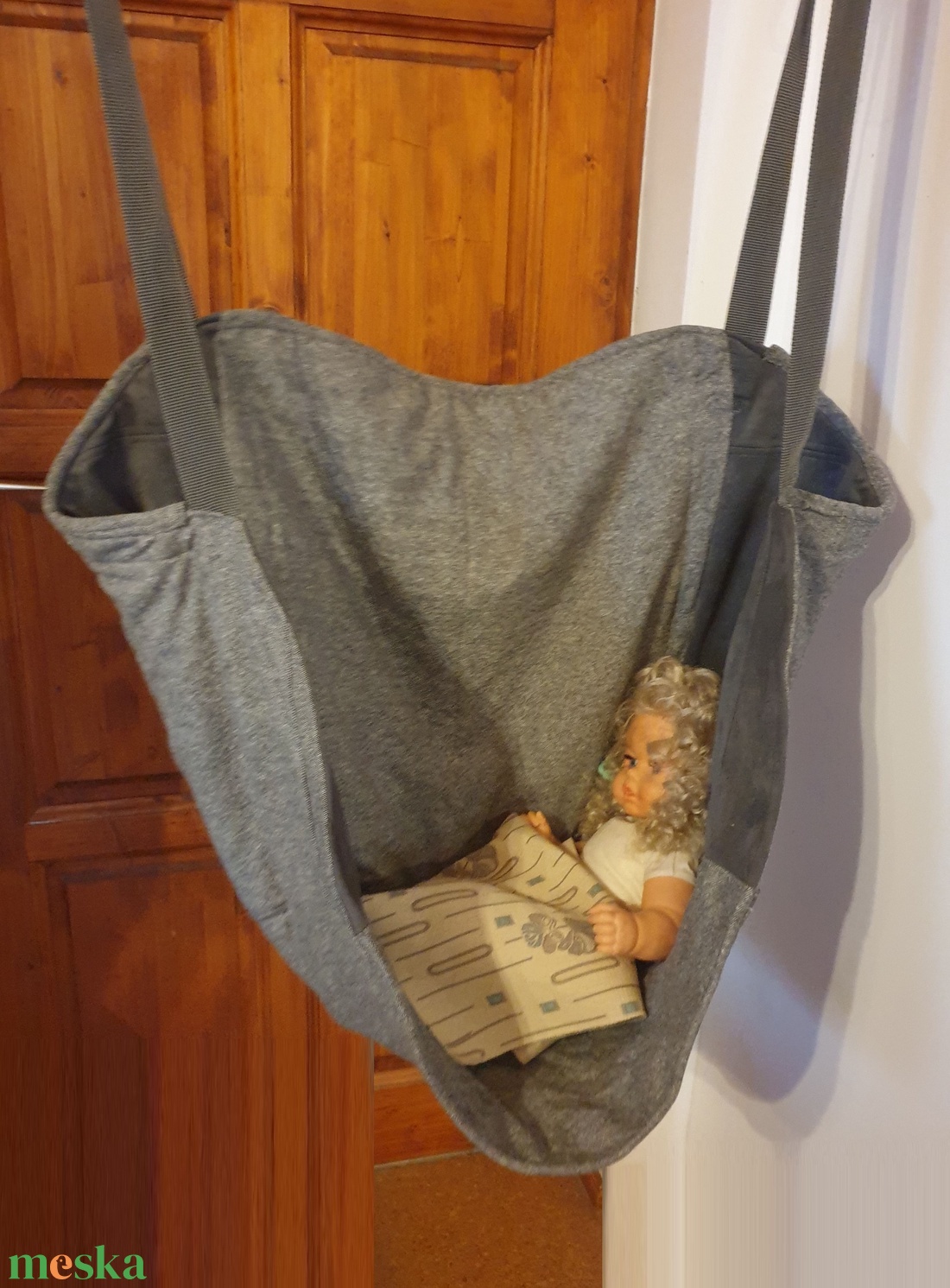 Hinta XL, húzódzkodó rúddal. Felnőttnek is, 180 kg-nál többet bír, szürke szövet. Egyedi, kézműves termék, ajándéknak is - játék & sport - hinta & kerti játék - Meska.hu