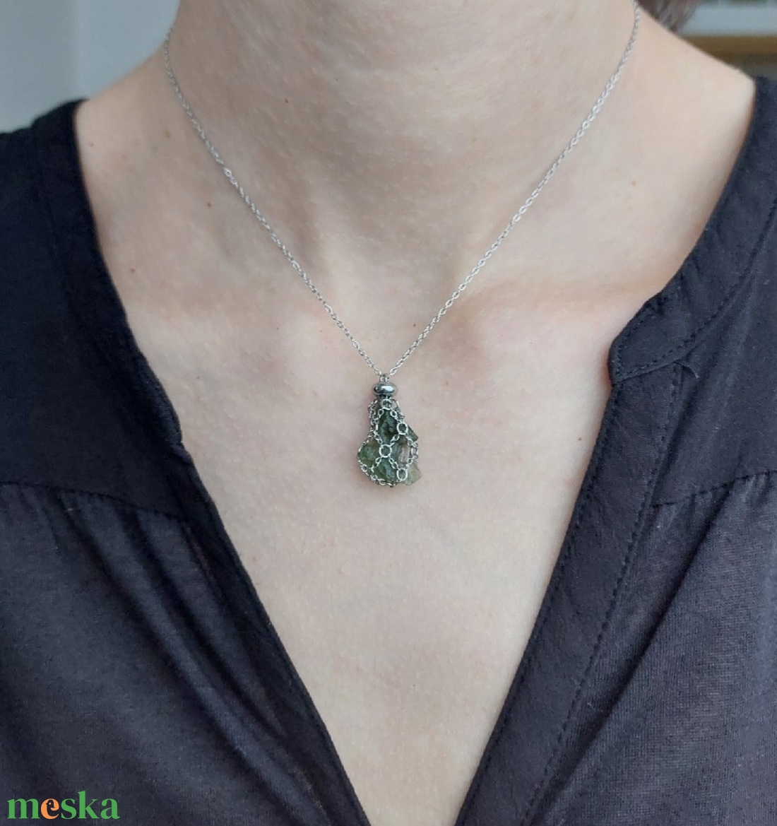 Moldavit - Valódi Moldavit nyaklánc, kivehető Moldavit Ásvány Szütyő nyakláncban (0.94g) - ékszer - nyaklánc - medálos nyaklánc - Meska.hu Moldavit - Valódi Moldavit nyaklánc, kivehető Moldavit Ásvány Szütyő nyakláncban (0.94g) - ékszer - nyaklánc - medálos nyaklánc - Meska.hu