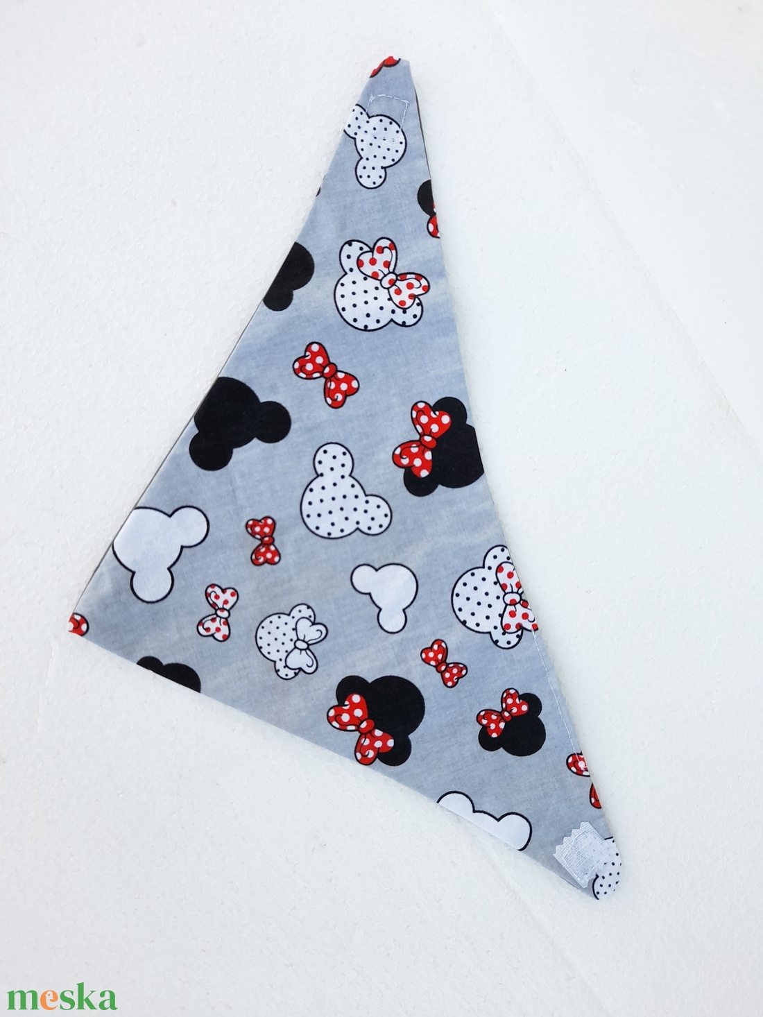 Minni mintás rongyi nyálkendővel a legkisebbeknek - játék & sport - babalátogató ajándékcsomag - Meska.hu