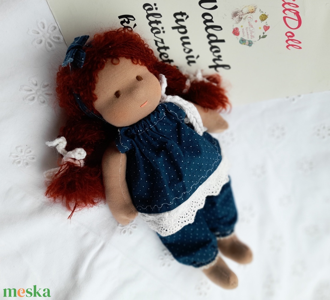 Copfos cuki Waldorf típusú baba pettyes ruhácskában - játék & sport - baba & babaház - öltöztethető baba - Meska.hu Copfos cuki Waldorf típusú baba pettyes ruhácskában - játék & sport - baba & babaház - öltöztethető baba - Meska.hu