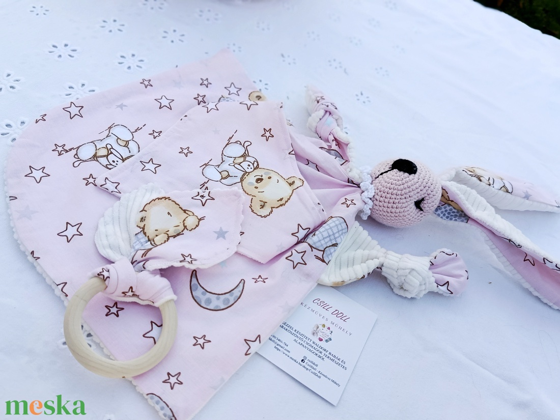 Három részes Babaváró-Babaköszöntő ajándék szett kislányoknak  - játék & sport - babalátogató ajándékcsomag - Meska.hu Három részes Babaváró-Babaköszöntő ajándék szett kislányoknak  - játék & sport - babalátogató ajándékcsomag - Meska.hu