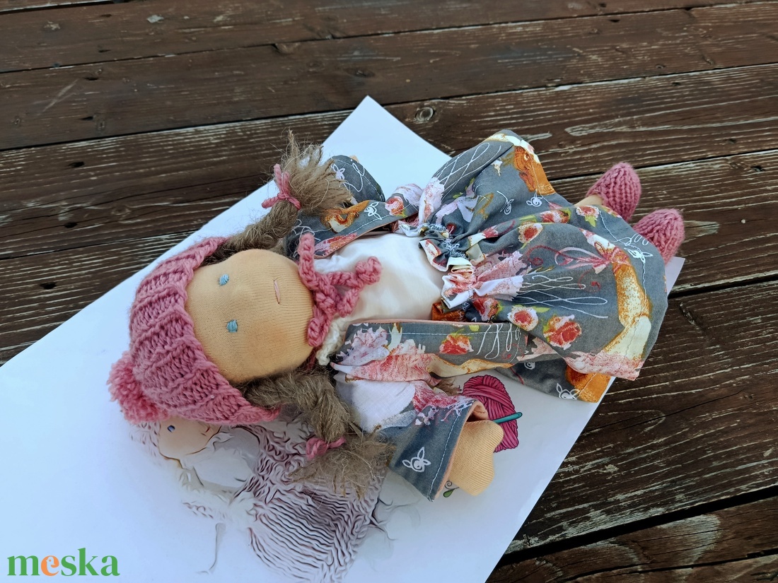 Szeretgetős öltöztethető Waldorf baba keresi kispajtását  - játék & sport - baba & babaház - öltöztethető baba - Meska.hu