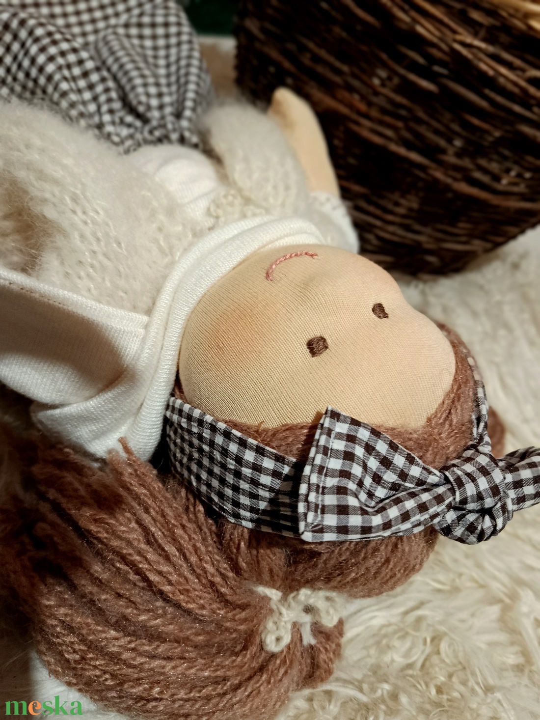 Lélekmelengető édes kis Waldorf típusú baba  - játék & sport - baba & babaház - öltöztethető baba - Meska.hu