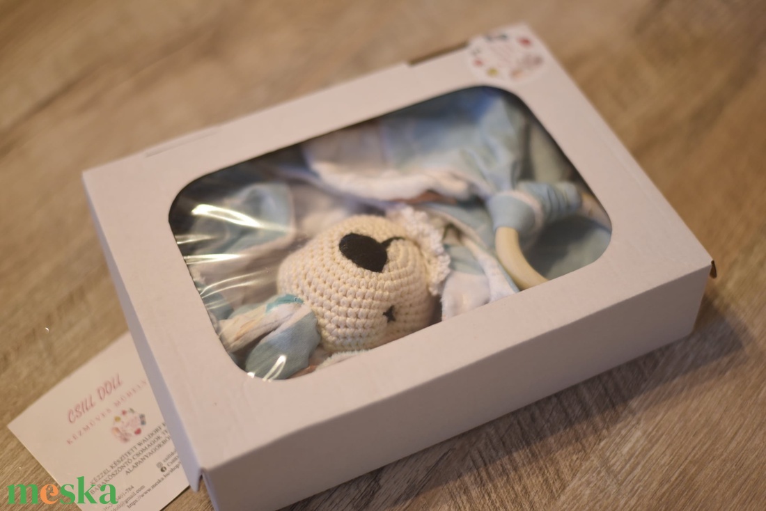 Gyönyörű Babaváró-Babaköszöntő ajándék szett kutyusos mintával - baba - mama - babalátogató ajándékcsomag - Meska.hu