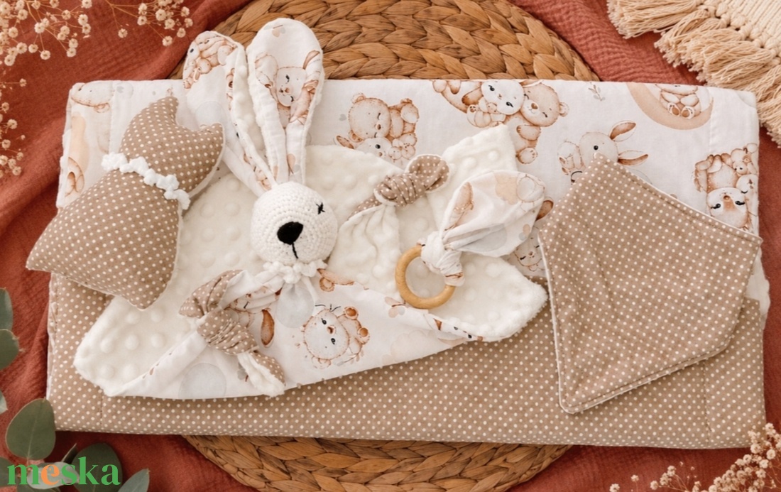 Gyönyörű natúr 4 részes Babaköszöntő ajándék szett  - baba - mama - babalátogató ajándékcsomag - Meska.hu