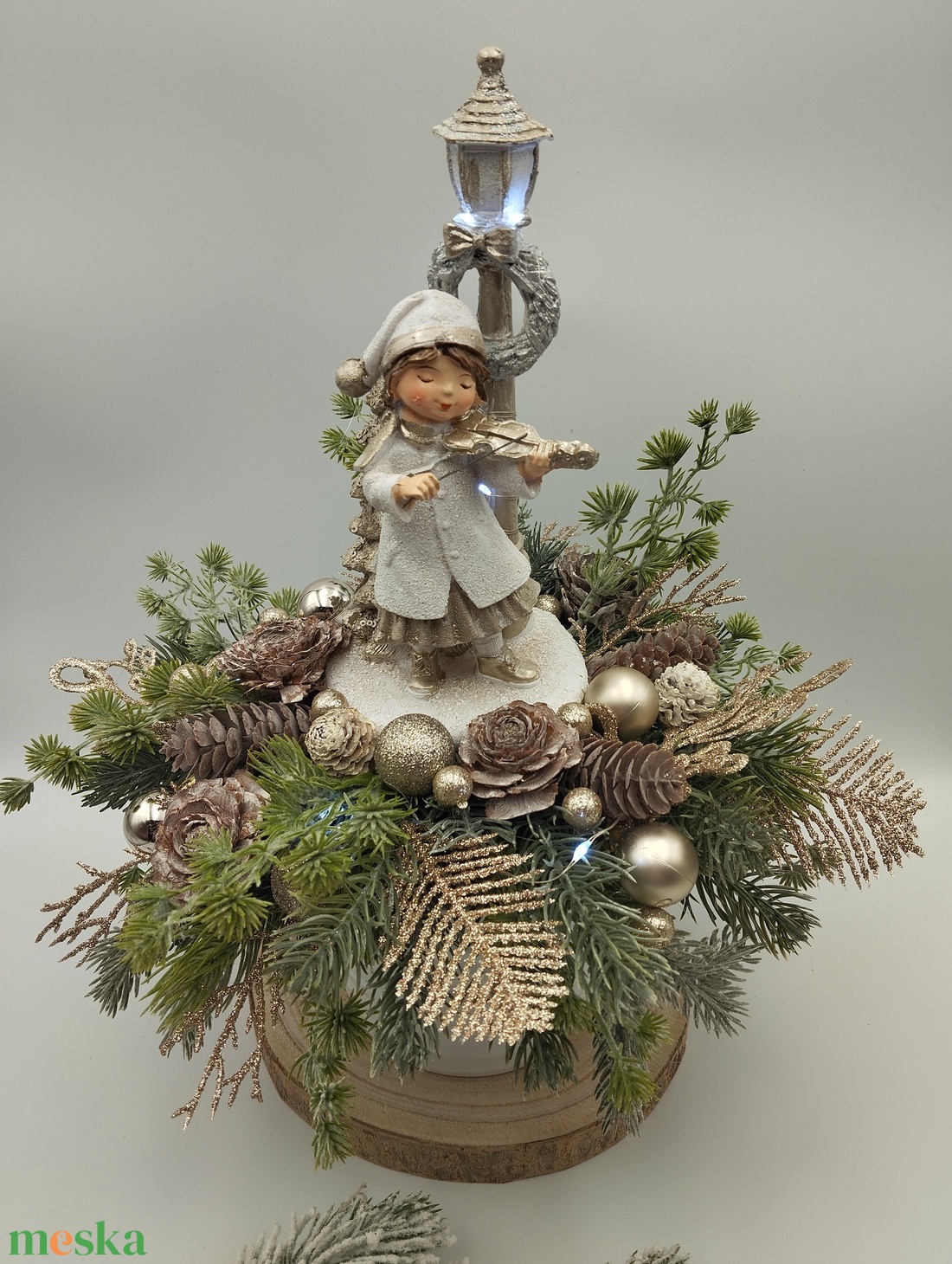 Ünnepi asztaldísz, hegedülő figurával - karácsony - adventi díszek - adventi asztaldísz - Meska.hu