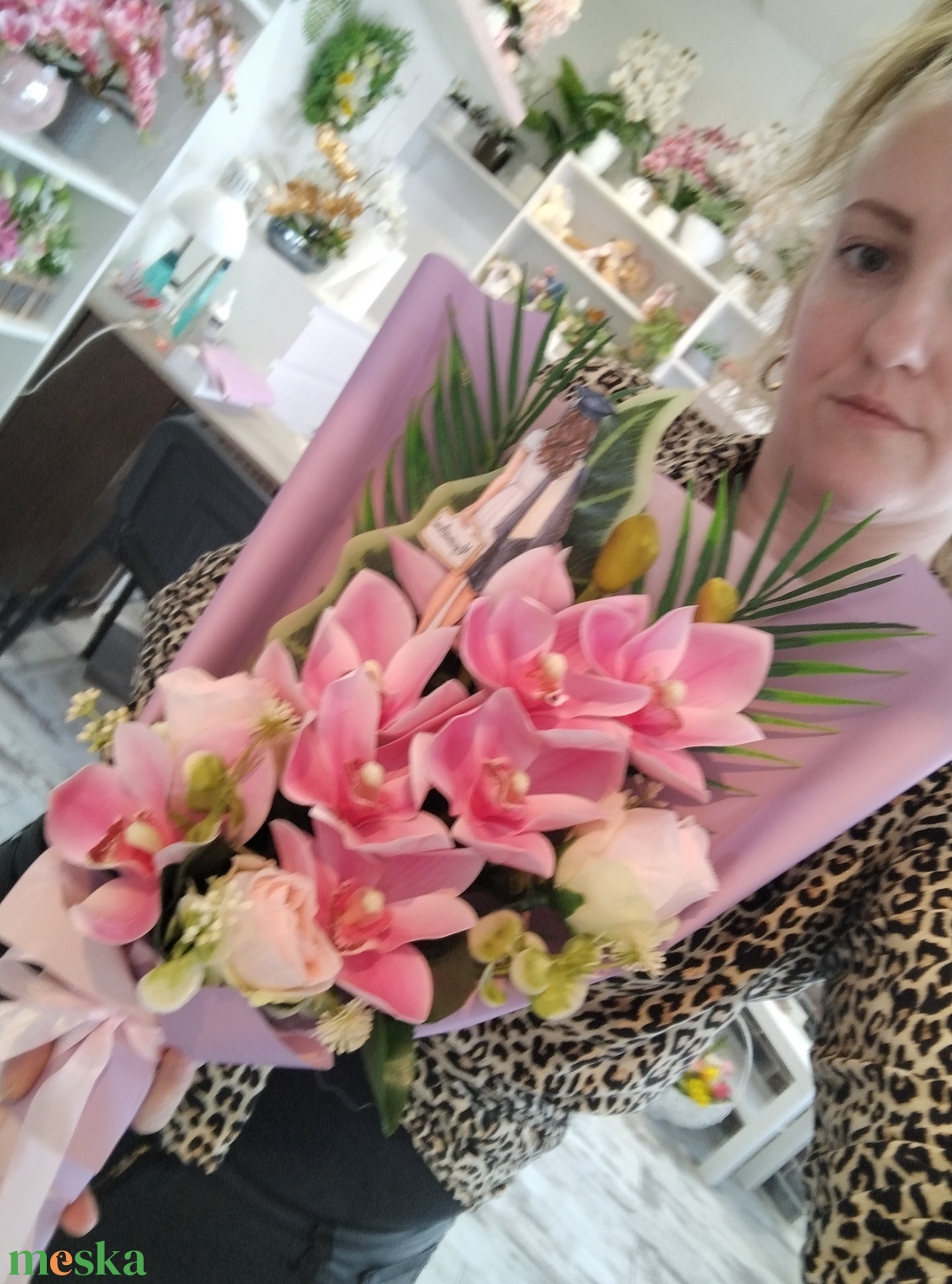 Gumi csónakorchideás csajos csokor - otthon & életmód - virágdekoráció - virágok - virágcsokor - Meska.hu