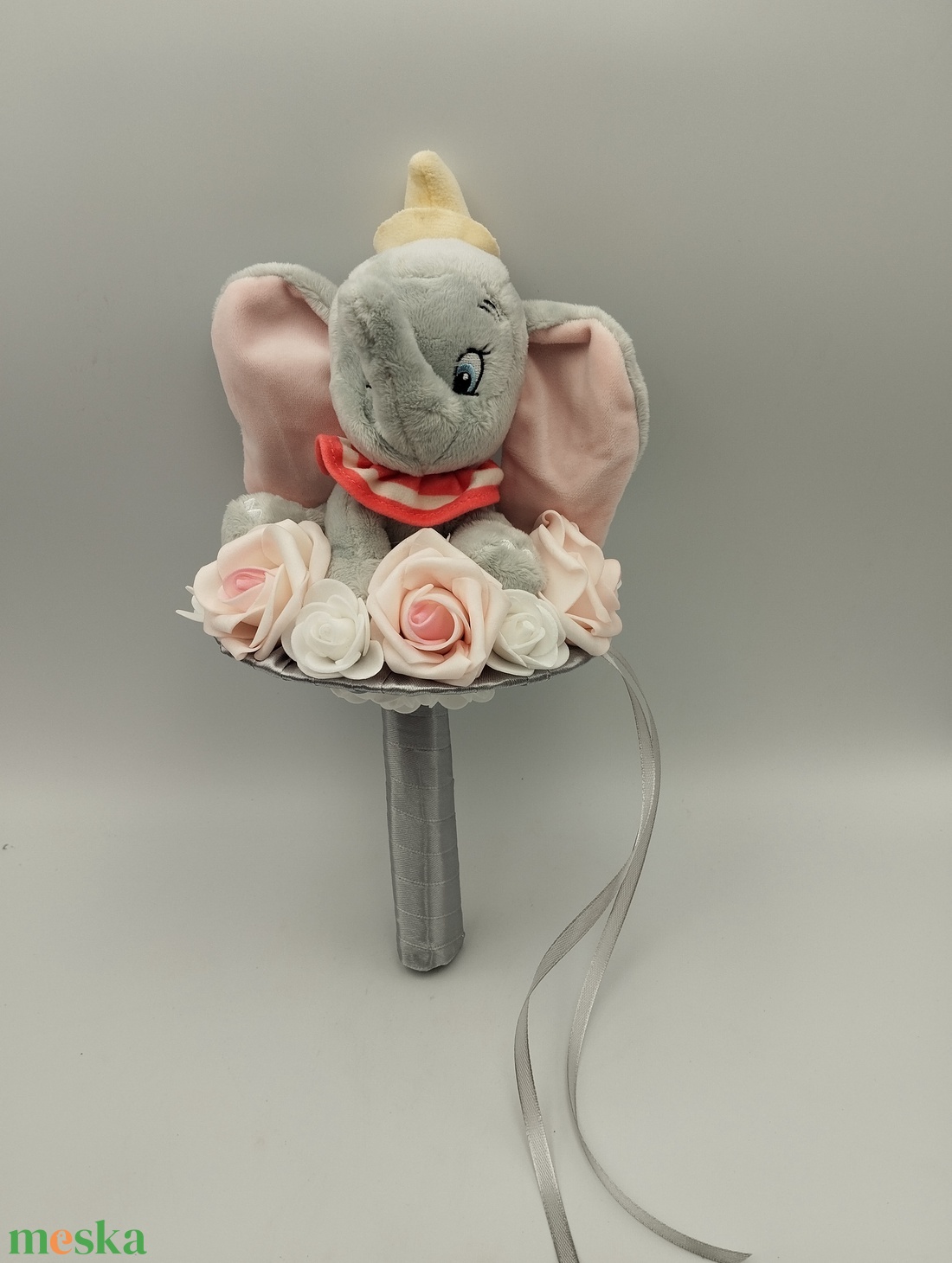 Dumbo plüssös szürke-púder csokor - otthon & életmód - virágdekoráció - virágok - virágcsokor - Meska.hu