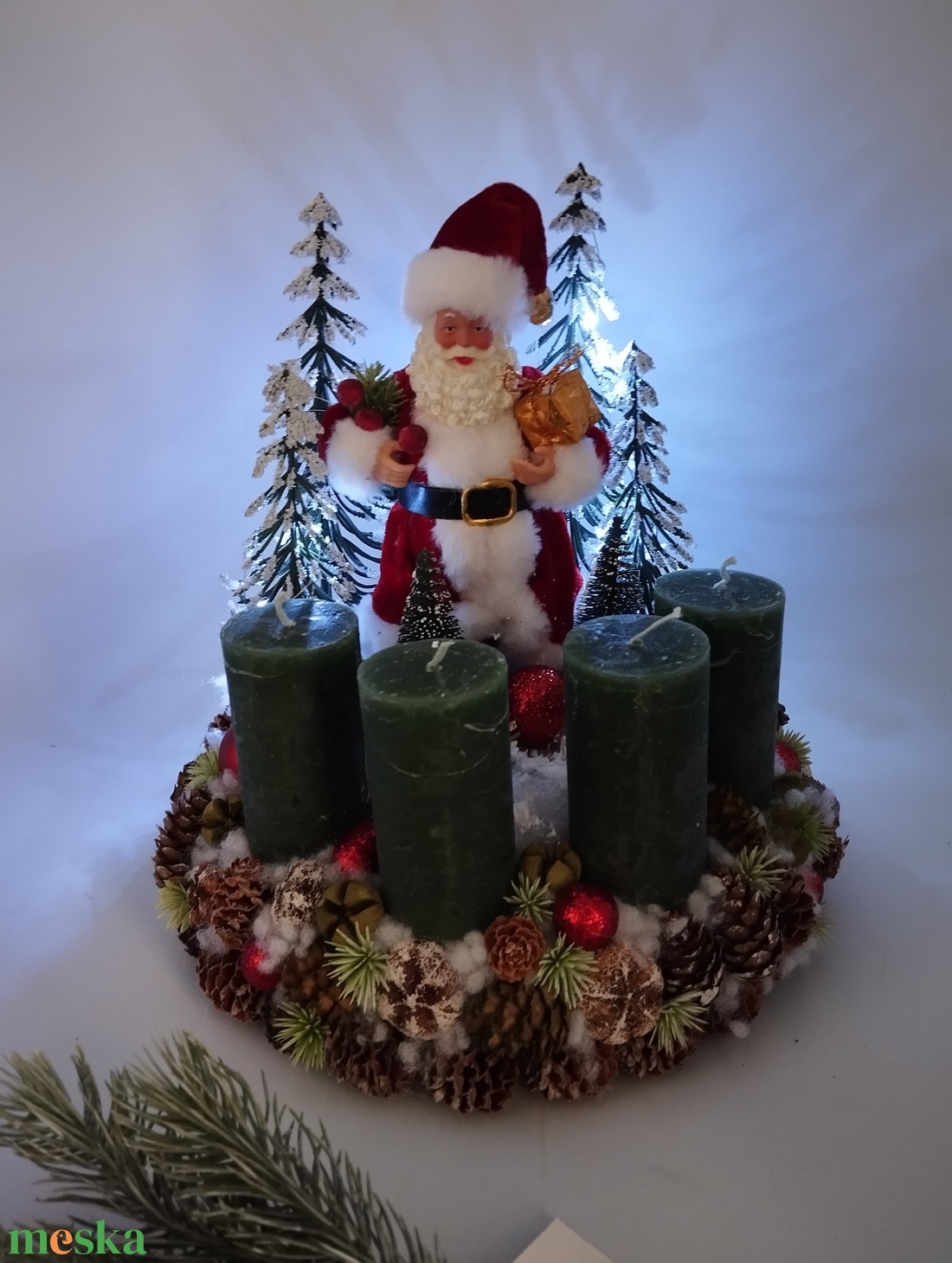 Mikulás adventi koszorú,leddel, rusztikus gyertyákkal - karácsony - adventi díszek - adventi gyertyadíszek és koszorúdíszek - Meska.hu
