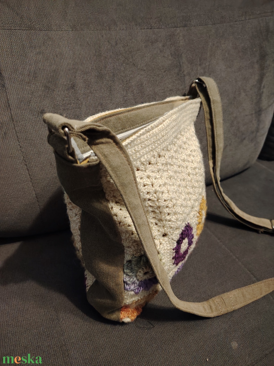 Horgolt válltáska színátmenetes virágokkal.  - táska & tok - kézitáska & válltáska - vállon átvethető táska - Meska.hu