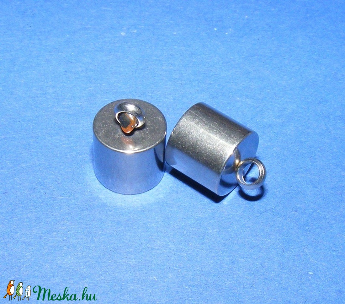 Nemesacél bőrvég (STAS-7 minta/1 db) - 12x9 mm - gyöngy, ékszerkellék - Meska.hu Nemesacél bőrvég (STAS-7 minta/1 db) - 12x9 mm - gyöngy, ékszerkellék - Meska.hu