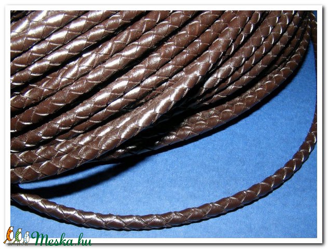 Fonott bőrszíj - 5 mm (1. minta/0,5 m) - sötétbarna - vegyes alapanyag - egyéb alapanyag - Meska.hu Fonott bőrszíj - 5 mm (1. minta/0,5 m) - sötétbarna - vegyes alapanyag - egyéb alapanyag - Meska.hu