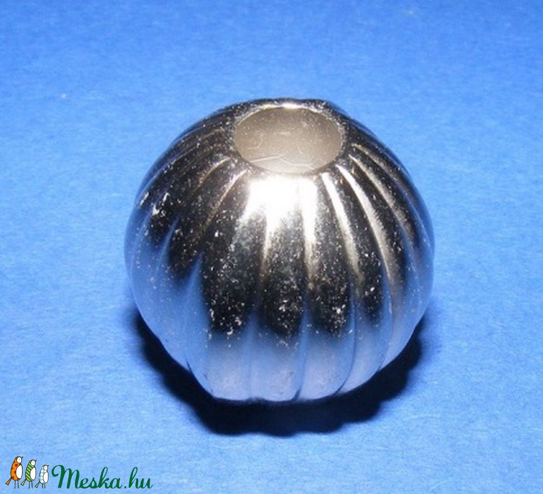 Felületkezelt műanyag köztes-54 (gömb - függőleges csíkos/1 db) - gyöngy, ékszerkellék - Meska.hu Felületkezelt műanyag köztes-54 (gömb - függőleges csíkos/1 db) - gyöngy, ékszerkellék - Meska.hu