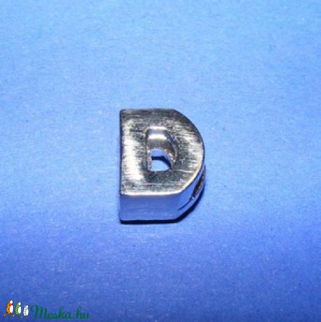 Strassz betű (1 db) - D - gyöngy, ékszerkellék - Meska.hu Strassz betű (1 db) - D - gyöngy, ékszerkellék - Meska.hu