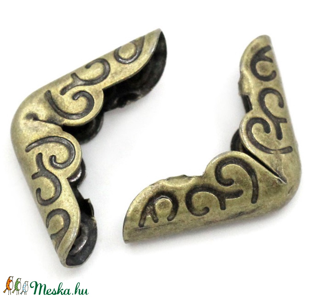 Fémsarok (5. minta/1 db) - 14x14 mm - csat, karika, zár - Meska.hu Fémsarok (5. minta/1 db) - 14x14 mm - csat, karika, zár - Meska.hu