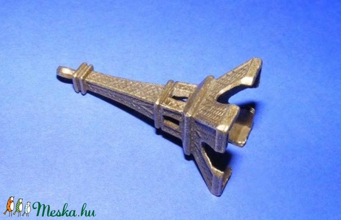 Medál (534. minta/1 db) - Eiffel-torony - gyöngy, ékszerkellék - Meska.hu Medál (534. minta/1 db) - Eiffel-torony - gyöngy, ékszerkellék - Meska.hu