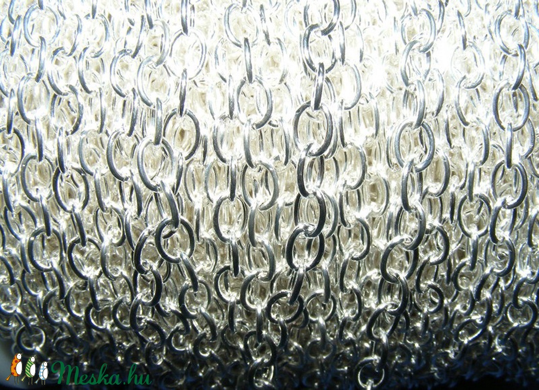 Ezüst színű lánc (57. minta/1 m) - 7,5x5,5x1,2 mm - gyöngy, ékszerkellék - Meska.hu Ezüst színű lánc (57. minta/1 m) - 7,5x5,5x1,2 mm - gyöngy, ékszerkellék - Meska.hu