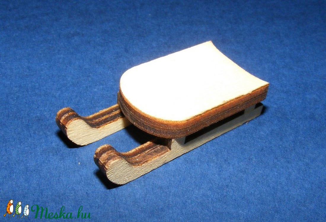 Fa szánkó (4,5x2 cm/1 db) - mini - fa - Meska.hu Fa szánkó (4,5x2 cm/1 db) - mini - fa - Meska.hu