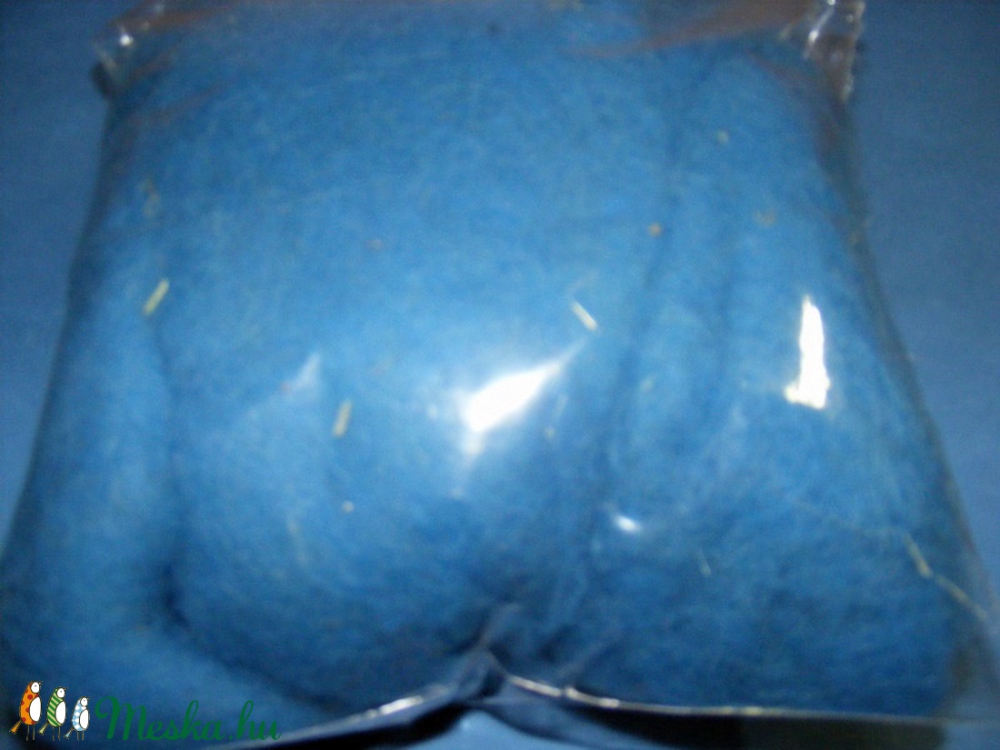 Festett gyapjú (5 g) - kék - textil - Meska.hu Festett gyapjú (5 g) - kék - textil - Meska.hu