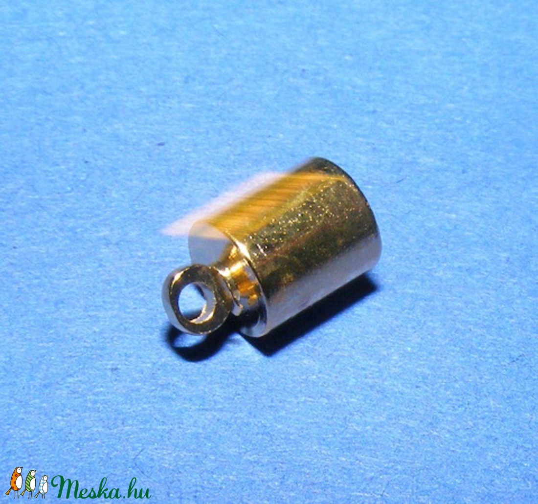 Bőrvég (32 minta/1 db) - 12x8 mm - gyöngy, ékszerkellék - Meska.hu Bőrvég (32 minta/1 db) - 12x8 mm - gyöngy, ékszerkellék - Meska.hu