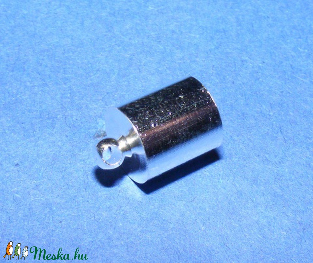 Bőrvég (33. minta/1 db) - 12x8 mm - gyöngy, ékszerkellék - Meska.hu Bőrvég (33. minta/1 db) - 12x8 mm - gyöngy, ékszerkellék - Meska.hu