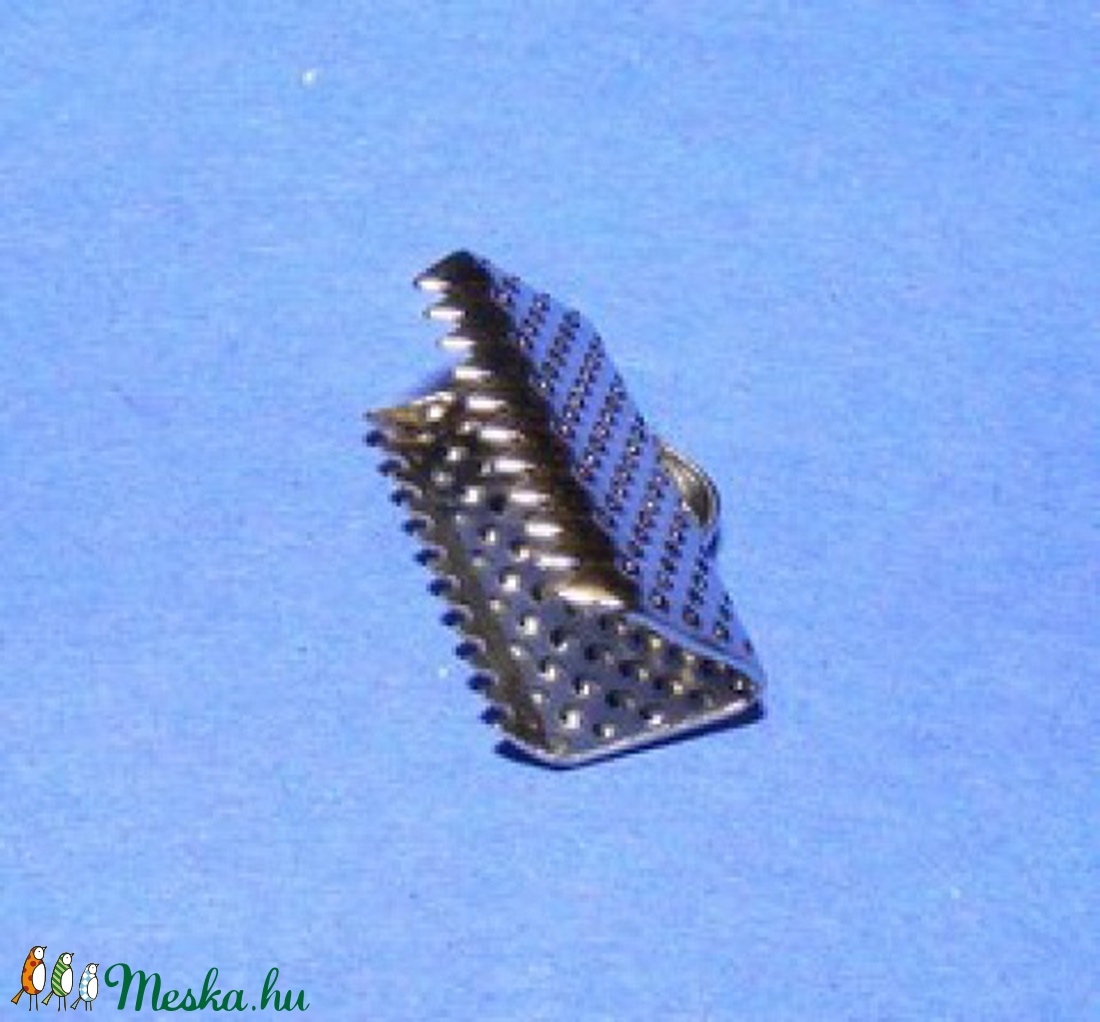 Szalagvég (15 minta/1 db) - 13x7x5 mm - gyöngy, ékszerkellék - Meska.hu Szalagvég (15 minta/1 db) - 13x7x5 mm - gyöngy, ékszerkellék - Meska.hu