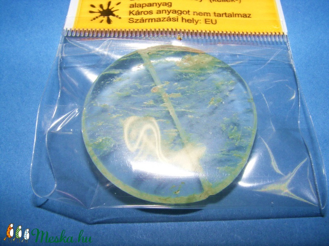 Ásványgyöngy-107 ( 40 mm/1 db) - átlátszó/halványzöld kerek - gyöngy, ékszerkellék - Meska.hu Ásványgyöngy-107 ( 40 mm/1 db) - átlátszó/halványzöld kerek - gyöngy, ékszerkellék - Meska.hu