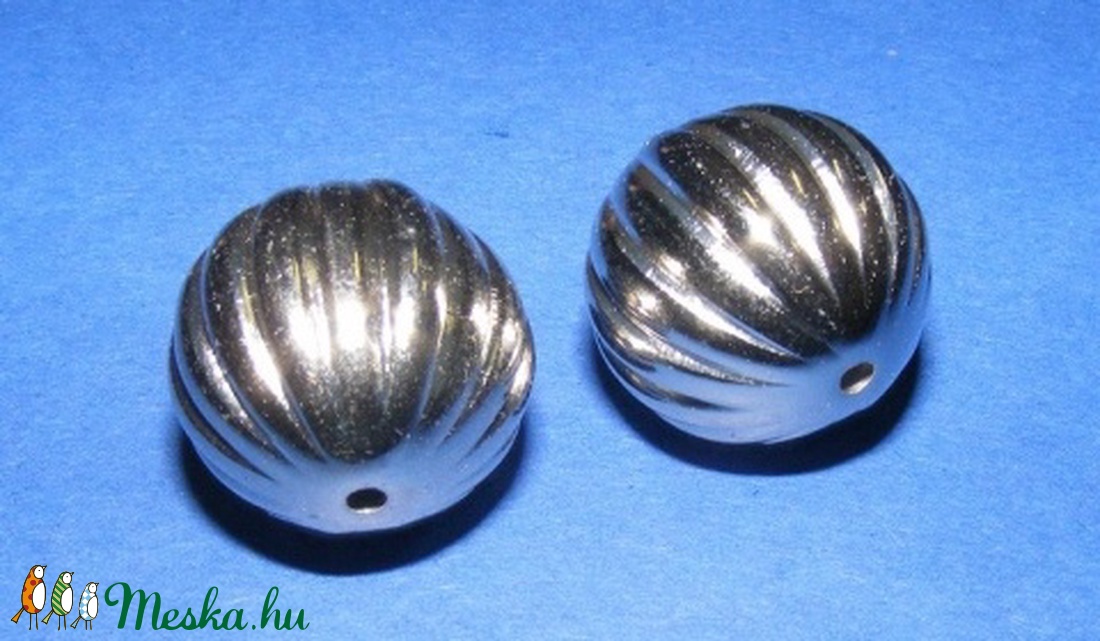 Felületkezelt műanyag köztes-40 (gömb - függőleges csíkos/1 db) - gyöngy, ékszerkellék - Meska.hu Felületkezelt műanyag köztes-40 (gömb - függőleges csíkos/1 db) - gyöngy, ékszerkellék - Meska.hu