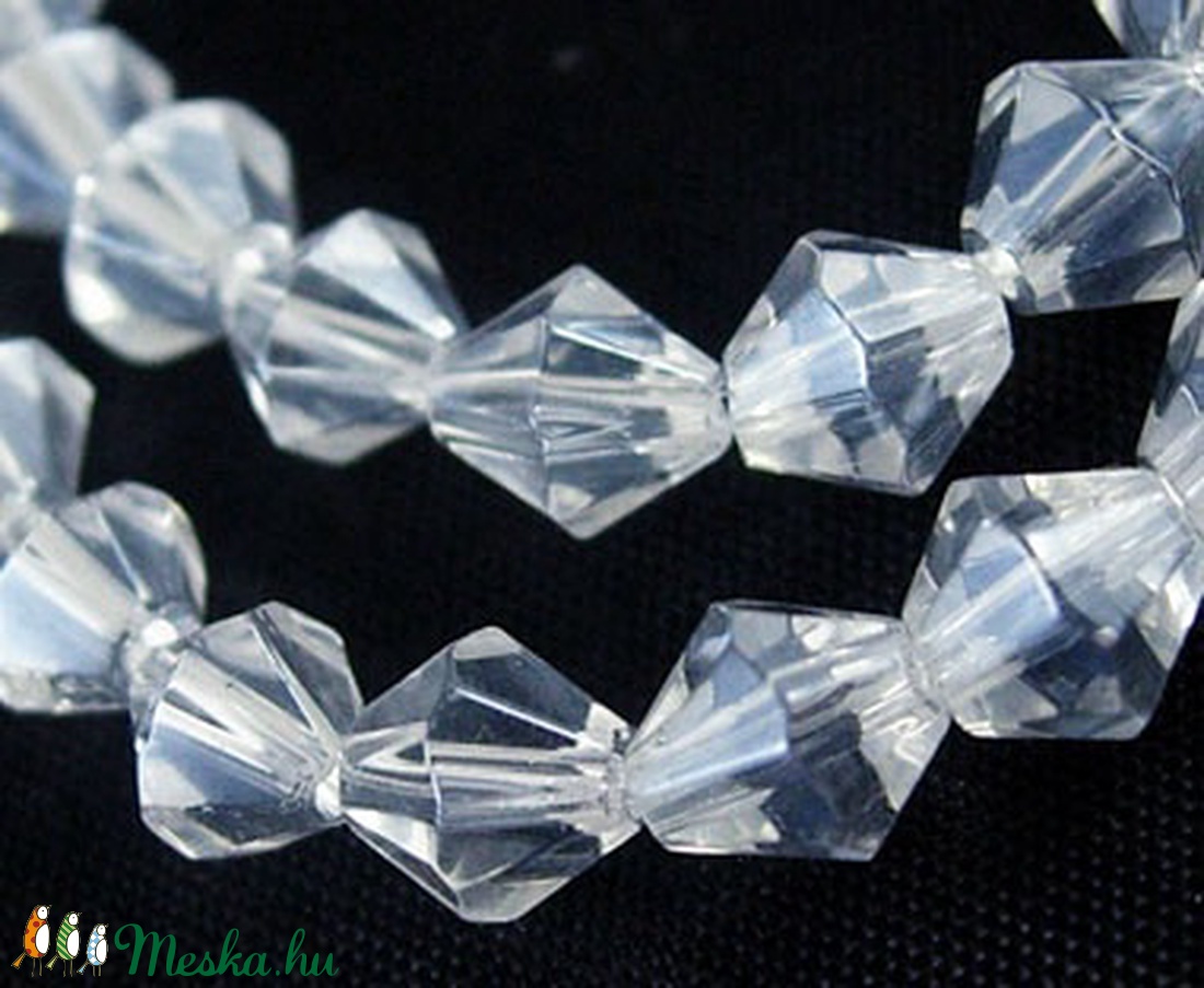 Csiszolt üveggyöngy-32 (6x6 mm/15 db) - színtelen gyémánt - gyöngy, ékszerkellék - Meska.hu Csiszolt üveggyöngy-32 (6x6 mm/15 db) - színtelen gyémánt - gyöngy, ékszerkellék - Meska.hu