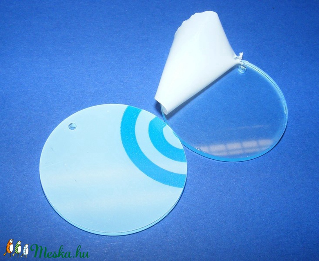 Akril medál alap-25 ( 5 cm/1 db) - kör - furat nélkül - - Meska.hu Akril medál alap-25 ( 5 cm/1 db) - kör - furat nélkül - - Meska.hu