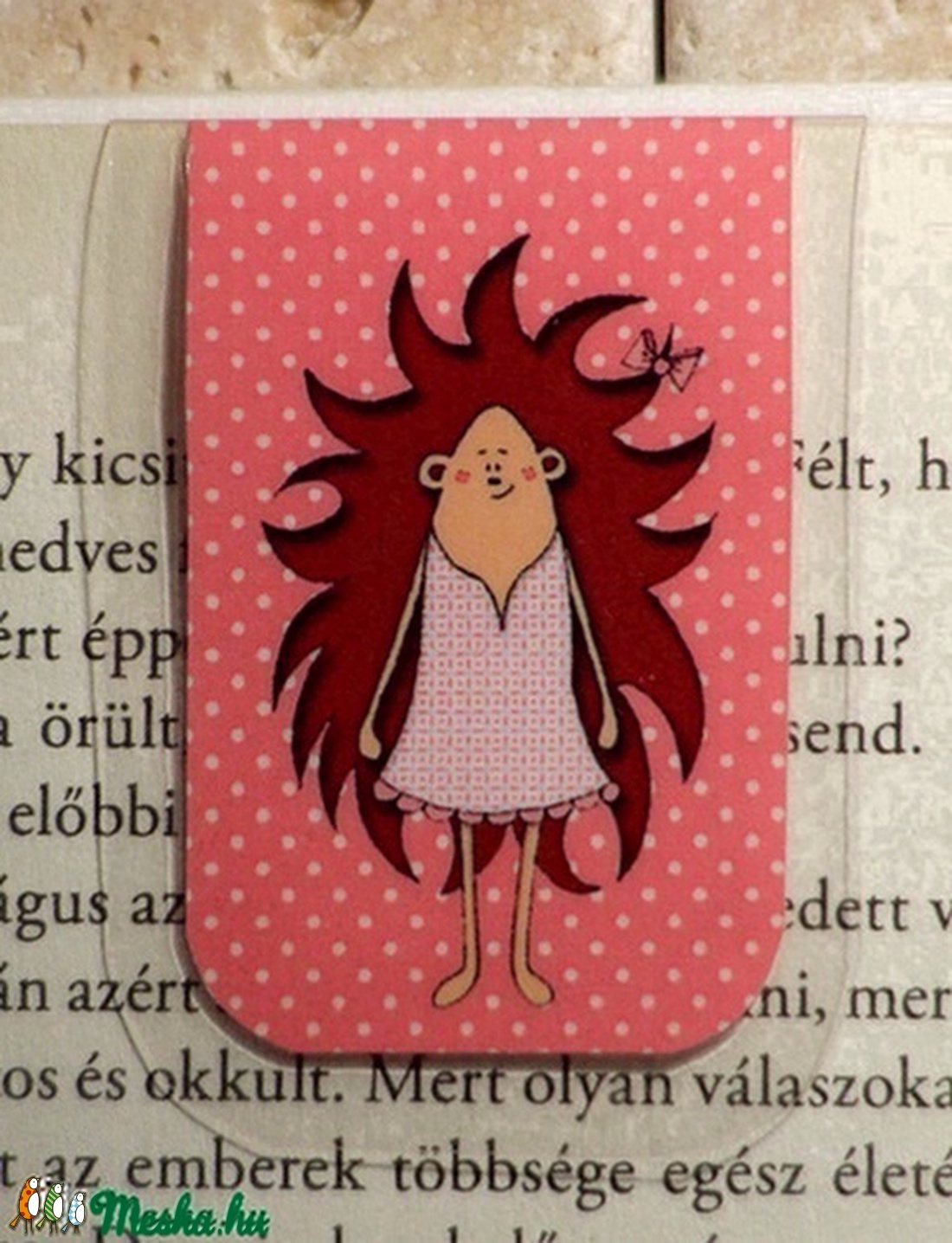 Süni lány-mini MÁGNESES könyvjelző 1 db -  - Meska.hu