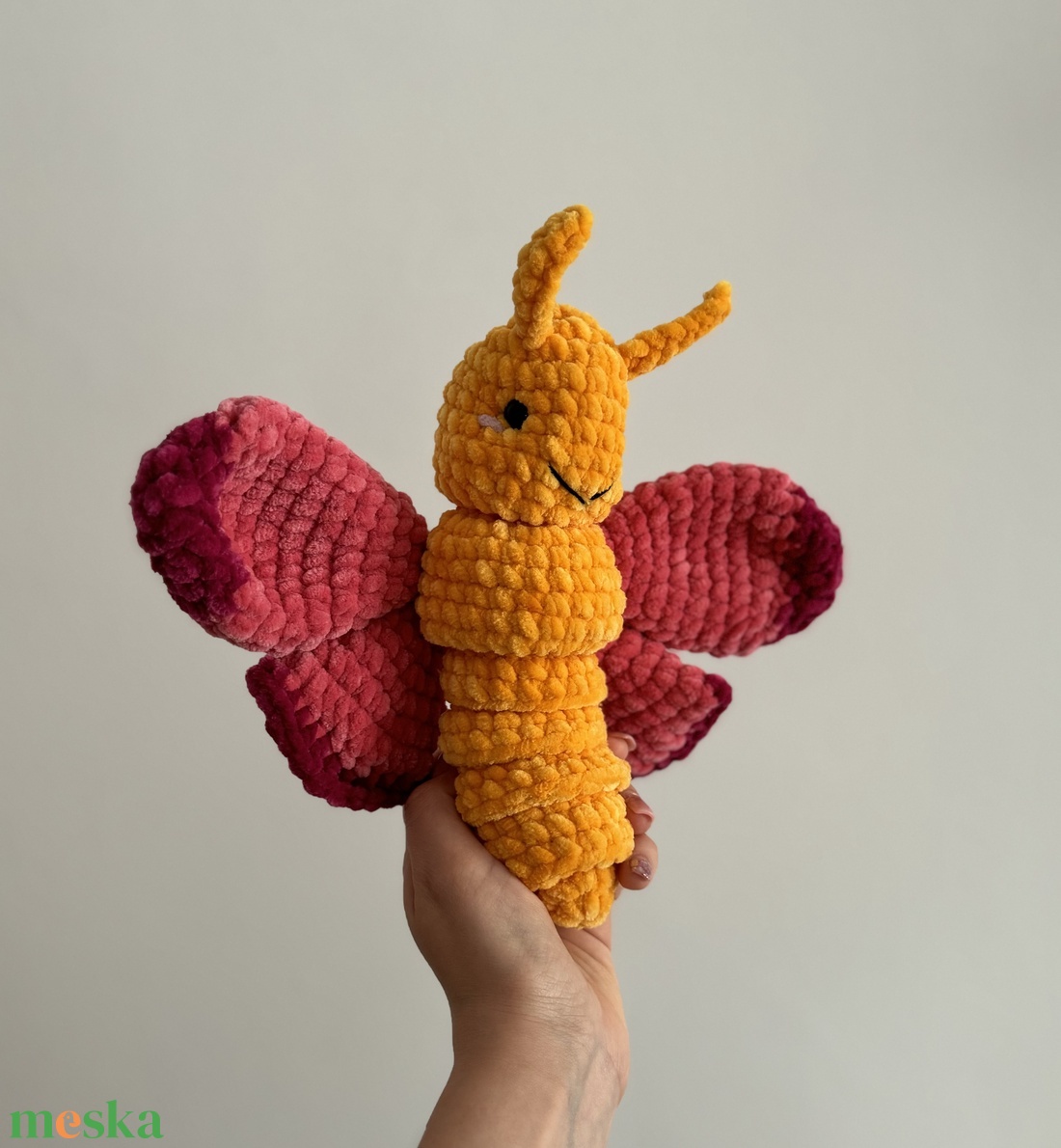 Horgolt plüss pillangó - játék & sport - plüssállat & játékfigura - más figura - Meska.hu