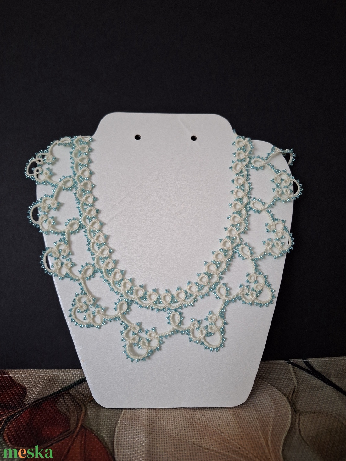 Vaj színű türkiz színű gyöngyökkel díszített ékszer  - ékszer - nyaklánc - statement nyaklánc - Meska.hu Vaj színű türkiz színű gyöngyökkel díszített ékszer  - ékszer - nyaklánc - statement nyaklánc - Meska.hu