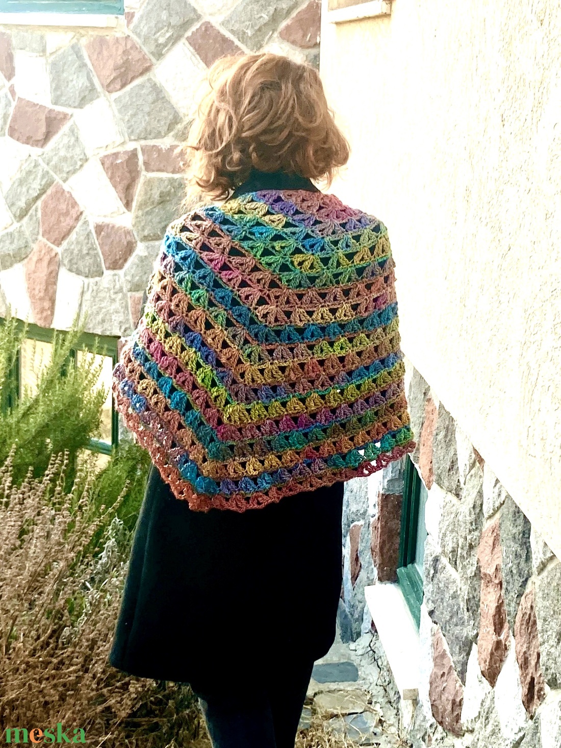 A kertész lánya horgolt vállkendő - ruha & divat - sál, sapka, kendő - kendő - Meska.hu