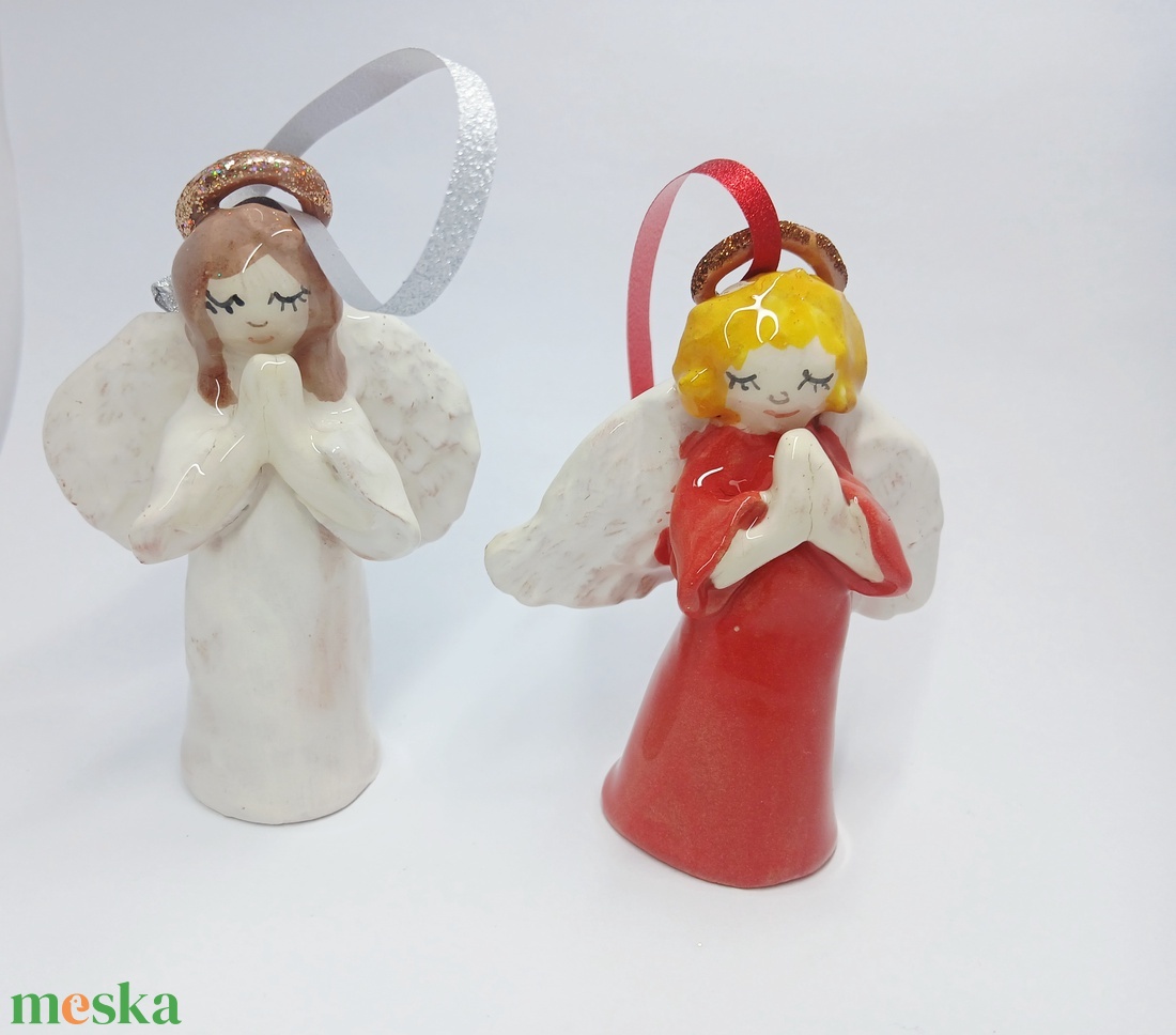 Karácsonyfadísz kerámia angyalka - művészet - szobor - kerámia - Meska.hu