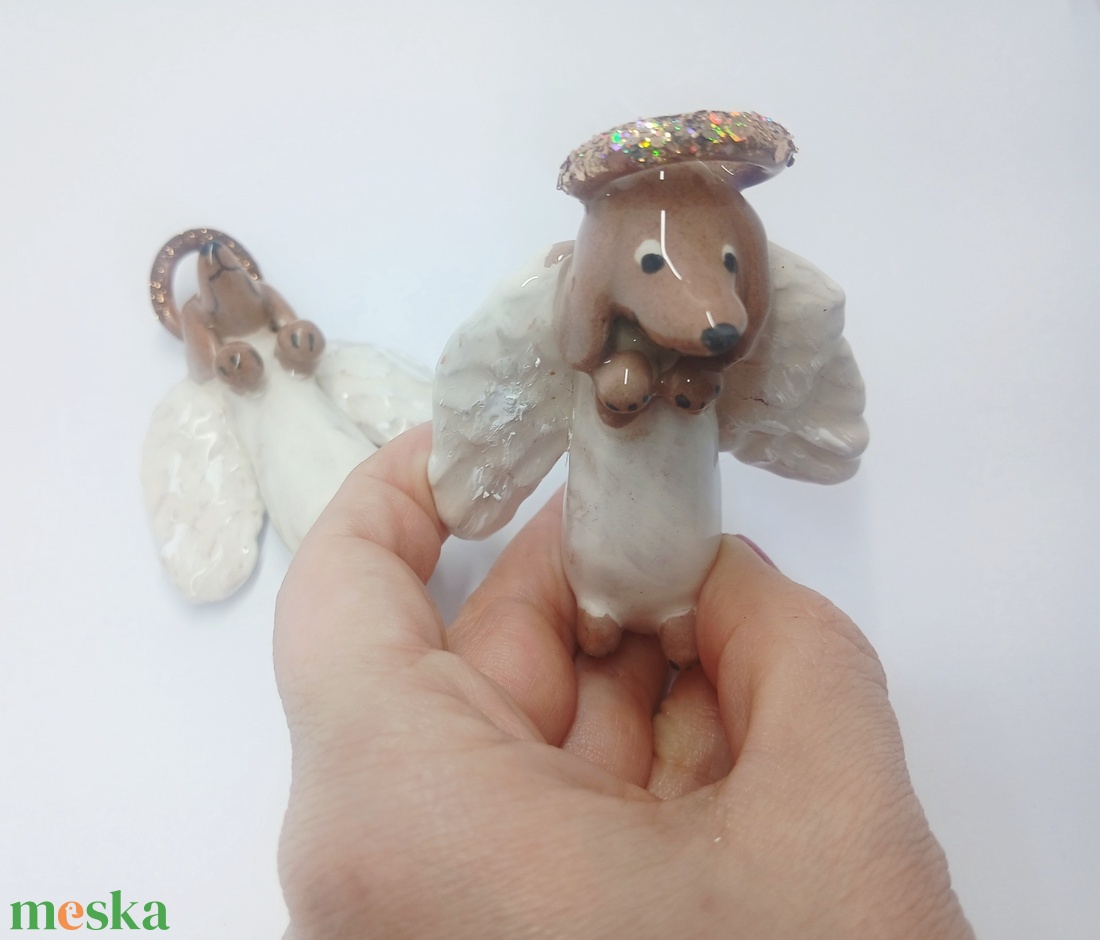 Tacsis kerámia angyalka - művészet - szobor - kerámia - Meska.hu