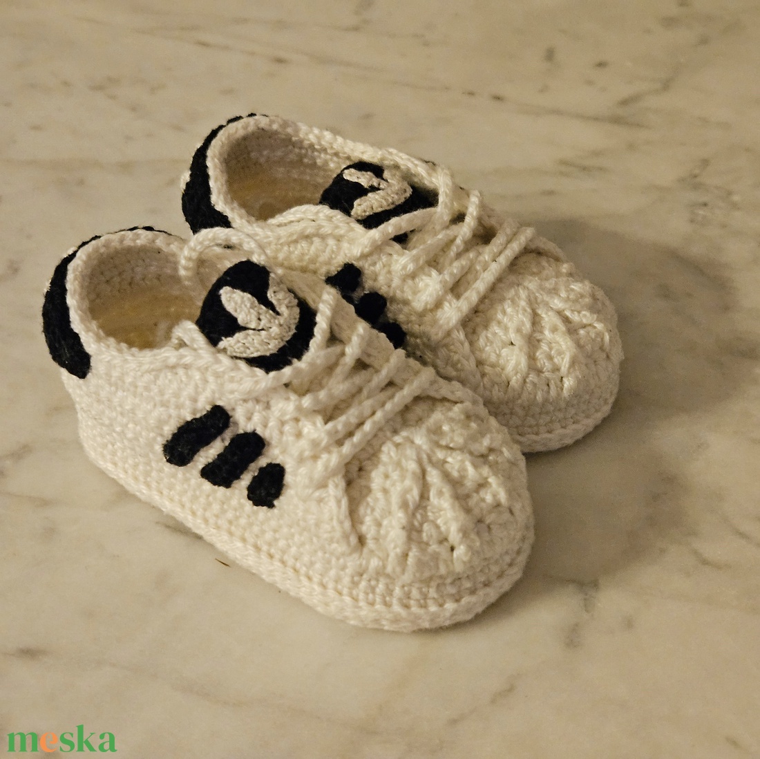 Adidas jellegű babacipő (fehér-fekete) - ruha & divat - babaruha & gyerekruha - babacipő - Meska.hu Adidas jellegű babacipő (fehér-fekete) - ruha & divat - babaruha & gyerekruha - babacipő - Meska.hu