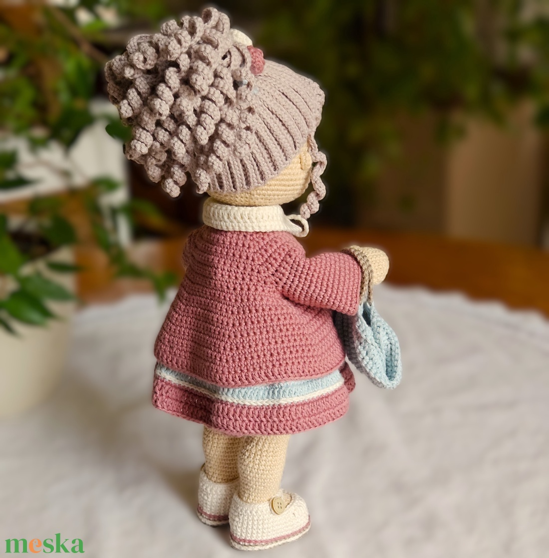 Horgolt baba ridiküllel - játék & sport - baba & babaház - öltöztethető baba - Meska.hu